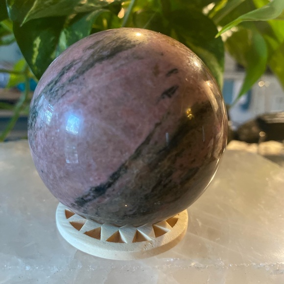 Rhodonite Sphere - Picture 3 of 6